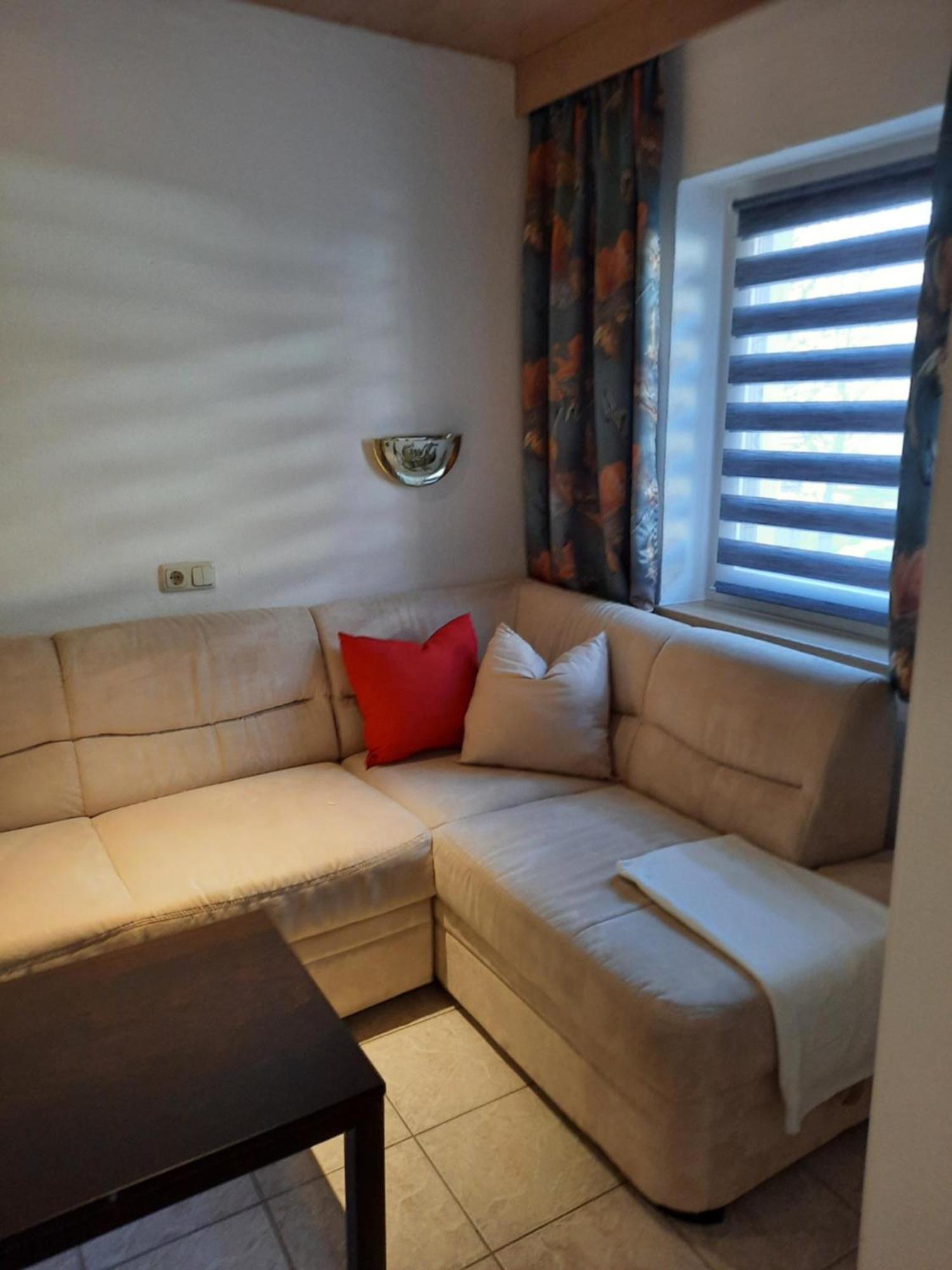Gasthof Erzherzog Rainer - Zimmer Und Ferienwohnung Kössen Cameră foto